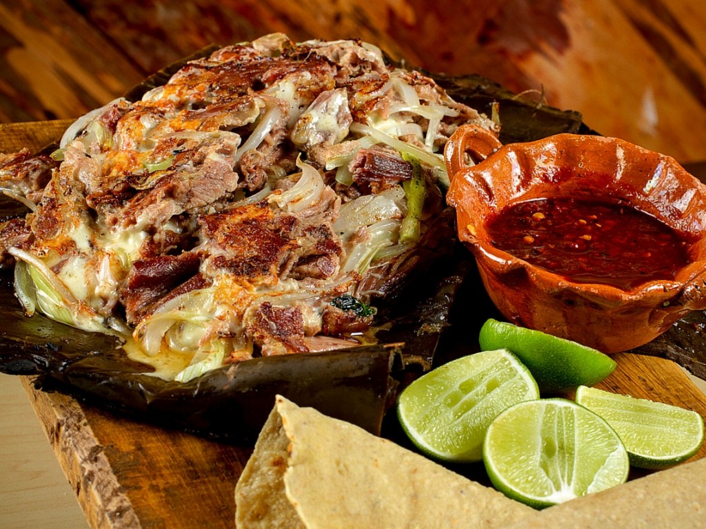 Cabrito al pastor, barbacoa, mixiotes, birria y otras delicias mexicanas |  Sitquije